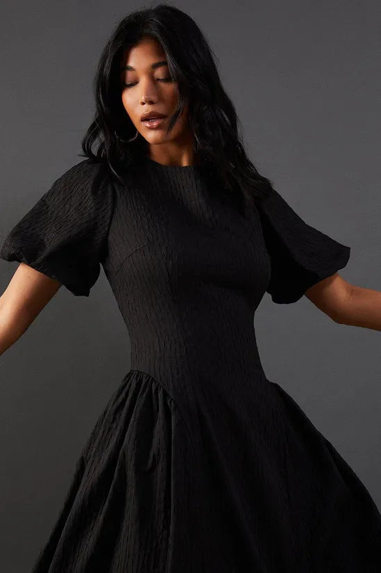 Seersucker Organza Godet Side Puff Sleeve Midi Dress